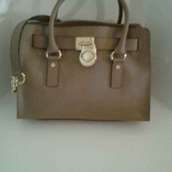 Michael Kors Handbags - Michael Kors Hamilton  Bag